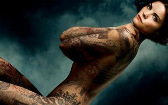 Blindspot : Qui est Jaimie Alexander, l’héroïne de la nouvelle série de TF1 ?