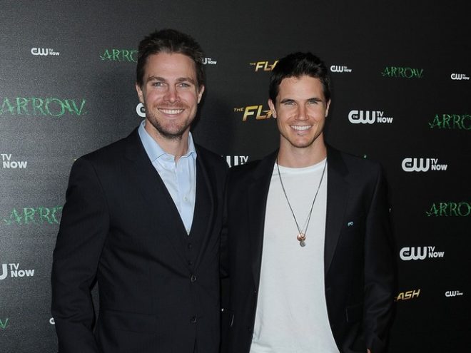 Stephen et Robbie Amell