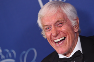 Mary Poppins Returns : Dick Van Dyke intègre le casting !