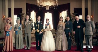 The Crown : la série qui nous donne 3 raisons de ne pas vouloir être Reine !