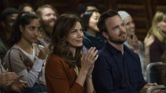 The Path : Aaron Paul se dévoile dans la bande-annonce de la saison 2