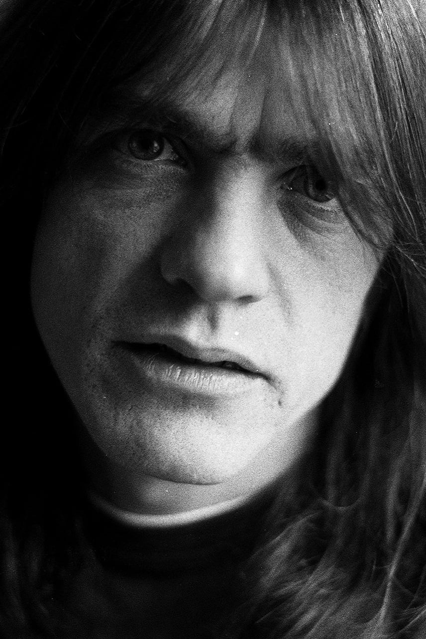 Митчел янг. AC DC Malcolm young. Mitchell young пожизненное. Малколм Кроу. Mitchell young история.