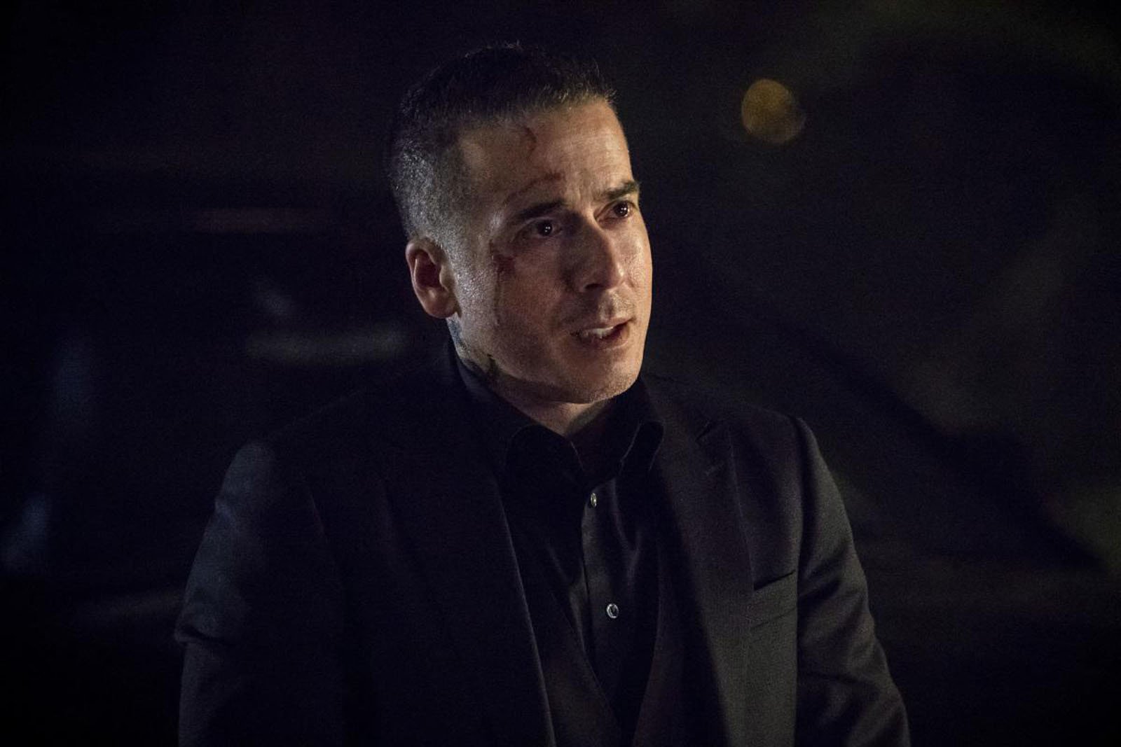 Arrow saison 6 : Oliver fait une grosse révélation dans le final (récap')