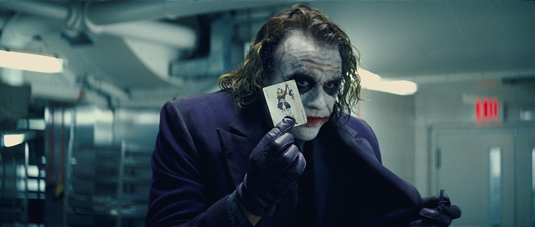 The Dark Knight : 10 ans après, que reste-t-il des super-héros ?