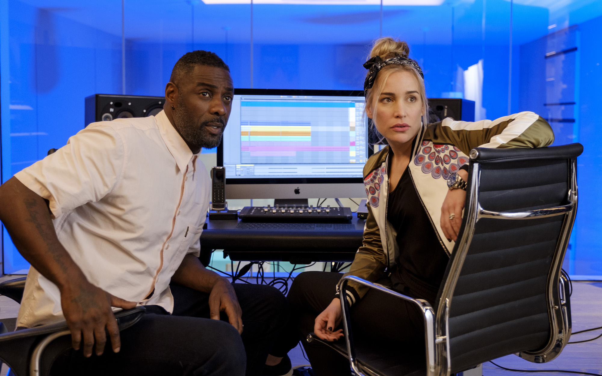 Turn Up Charlie : Idris Elba incarnera le personnage principal de cette nouvelle série Netflix.