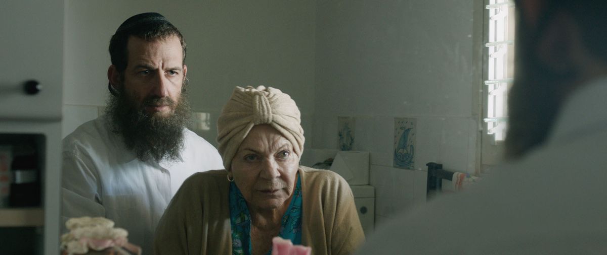 Critique Les Témoins de Lendsdorf : un film enquête efficace Critique Les Témoins de Lendsdorf : un film enquête efficace
