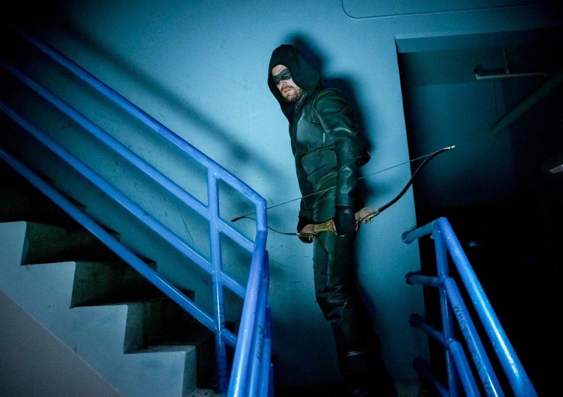 Arrow saison 8 : retrouvailles familiales pour Oliver dans l'épisode 1