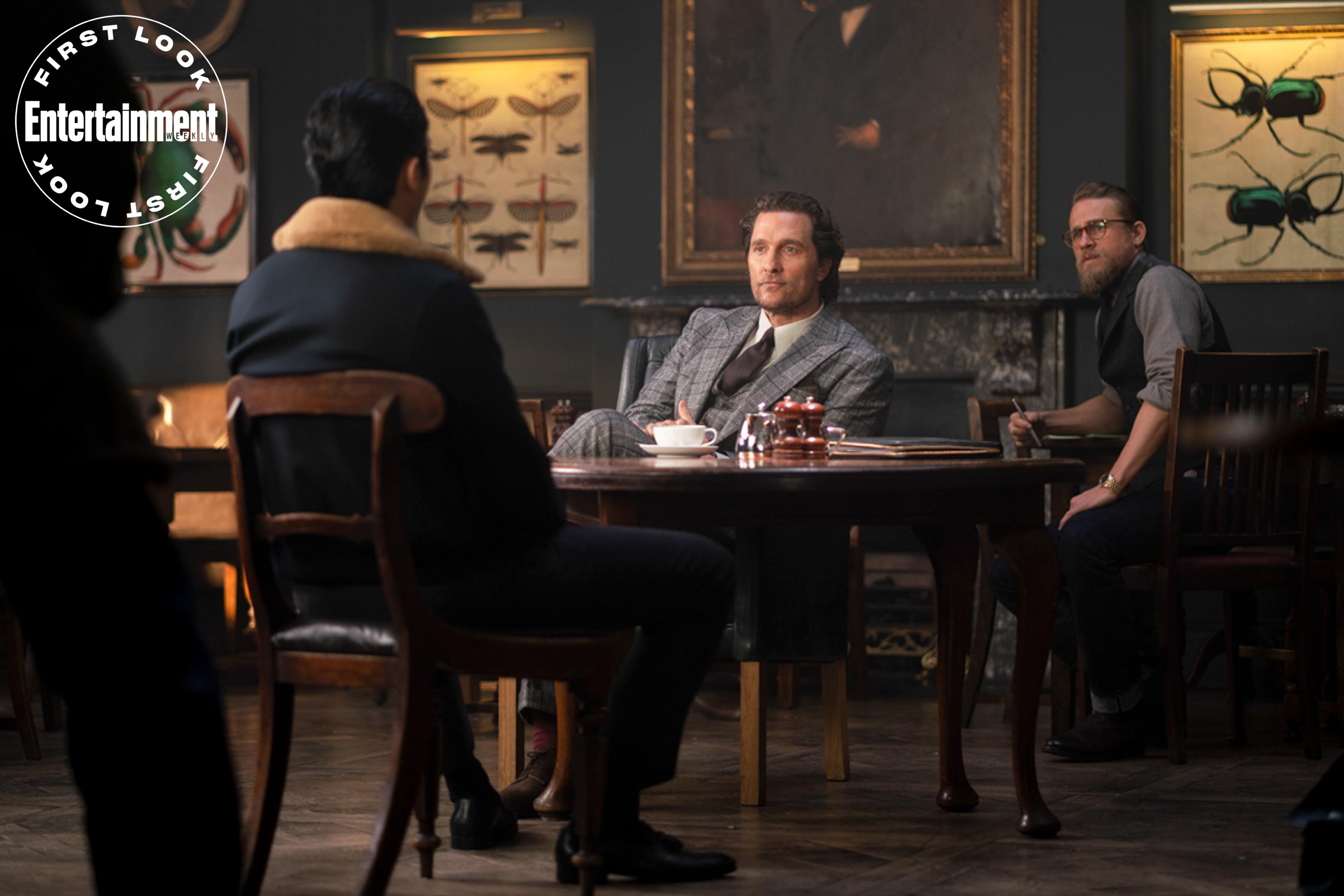 The Gentlemen : le film de Guy Ritchie se dévoile à travers des premières photos.
