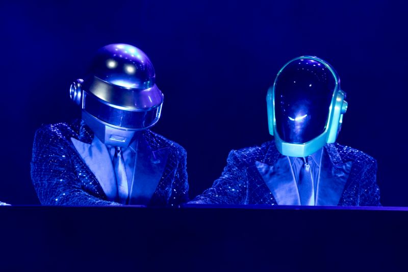 Black Glasses : les producteurs du film de Dario Argento démentent l'implication de Daft Punk Black Glasses : les producteurs du film de Dario Argento démentent l'implication de Daft Punk