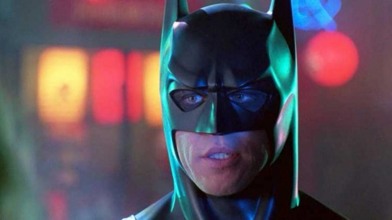 Batman et Robin : Val Kilmer explique pourquoi il n'est pas revenu en Batman  - CinéSérie