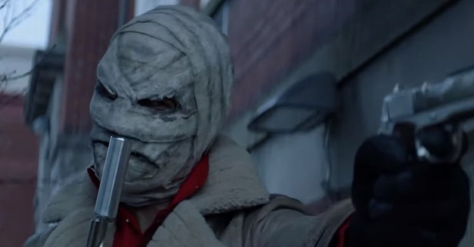 Batwoman : Hush (Silence) le célèbre ennemi de Batman se dévoile