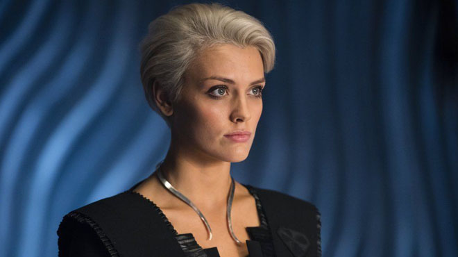 Wallis Day Batwoman