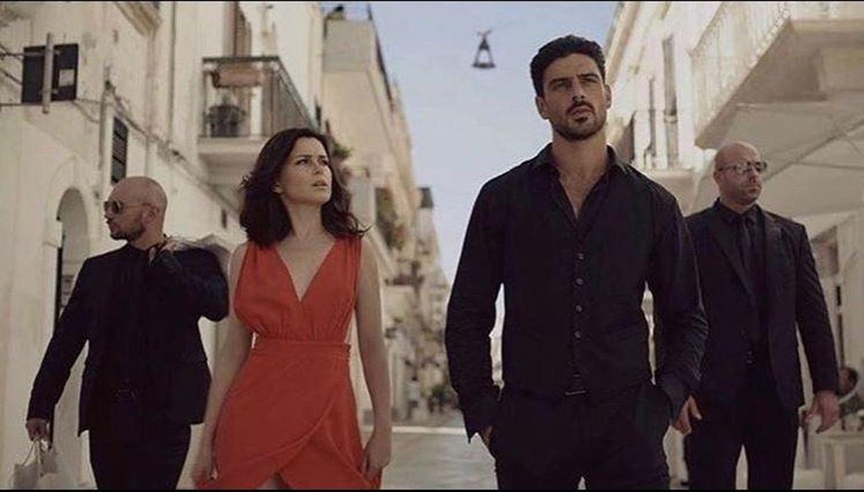 365 DNI sur Netflix : qui sont Michele Morrone et Anna Maria Sieklucka ? 365 DNI sur Netflix : qui sont Michele Morrone et Anna Maria Sieklucka ?