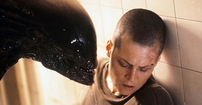 Alien 5 : Sigourney Weaver a reçu un script de 50 pages Alien 5 : Sigourney Weaver a reçu un script de 50 pages