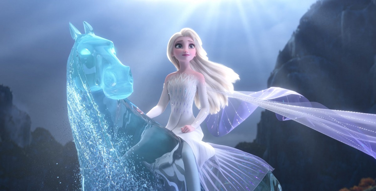 La Reine des Neiges 2 : à qui appartient la voix qu’Elsa entend