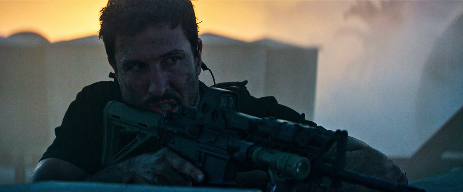 "13 Hours" : pourquoi Michael Bay a-t-il voulu s'attaquer à cette histoire vraie ?