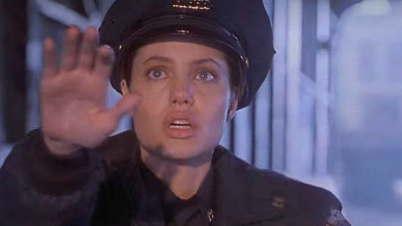 Amelia Donaghy (Angelina Jolie) - Bone Collector Amelia Donaghy (Angelina Jolie) - Bone Collector