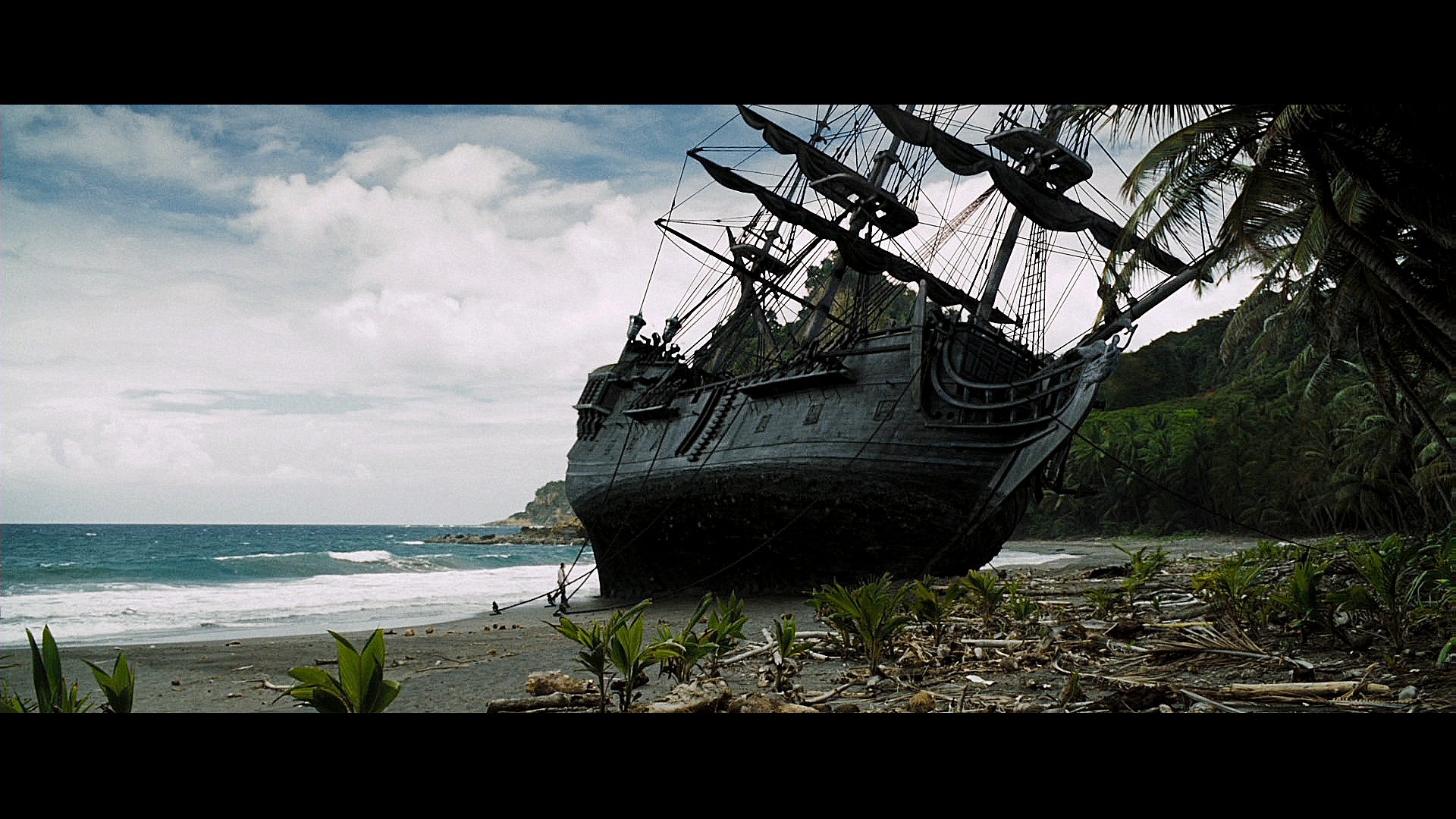 Pirates des Caraïbes 2 lundi 28 septembre sur W9 : le Black Pearl a été reconstruit grandeur nature 