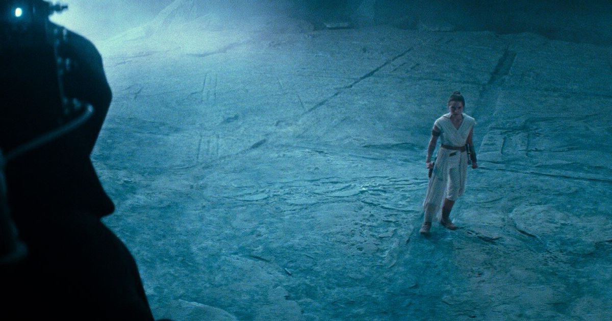 Star Wars : Daisy Ridley dévoile que Rey devait être liée à quelqu'un d'autre que Palpatine