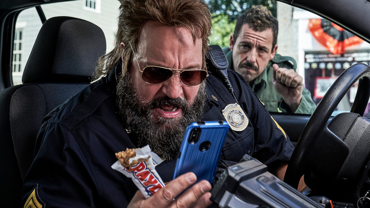 Hubie Halloween : faut-il regarder la nouvelle comédie avec Adam Sandler disponible sur Netflix ?