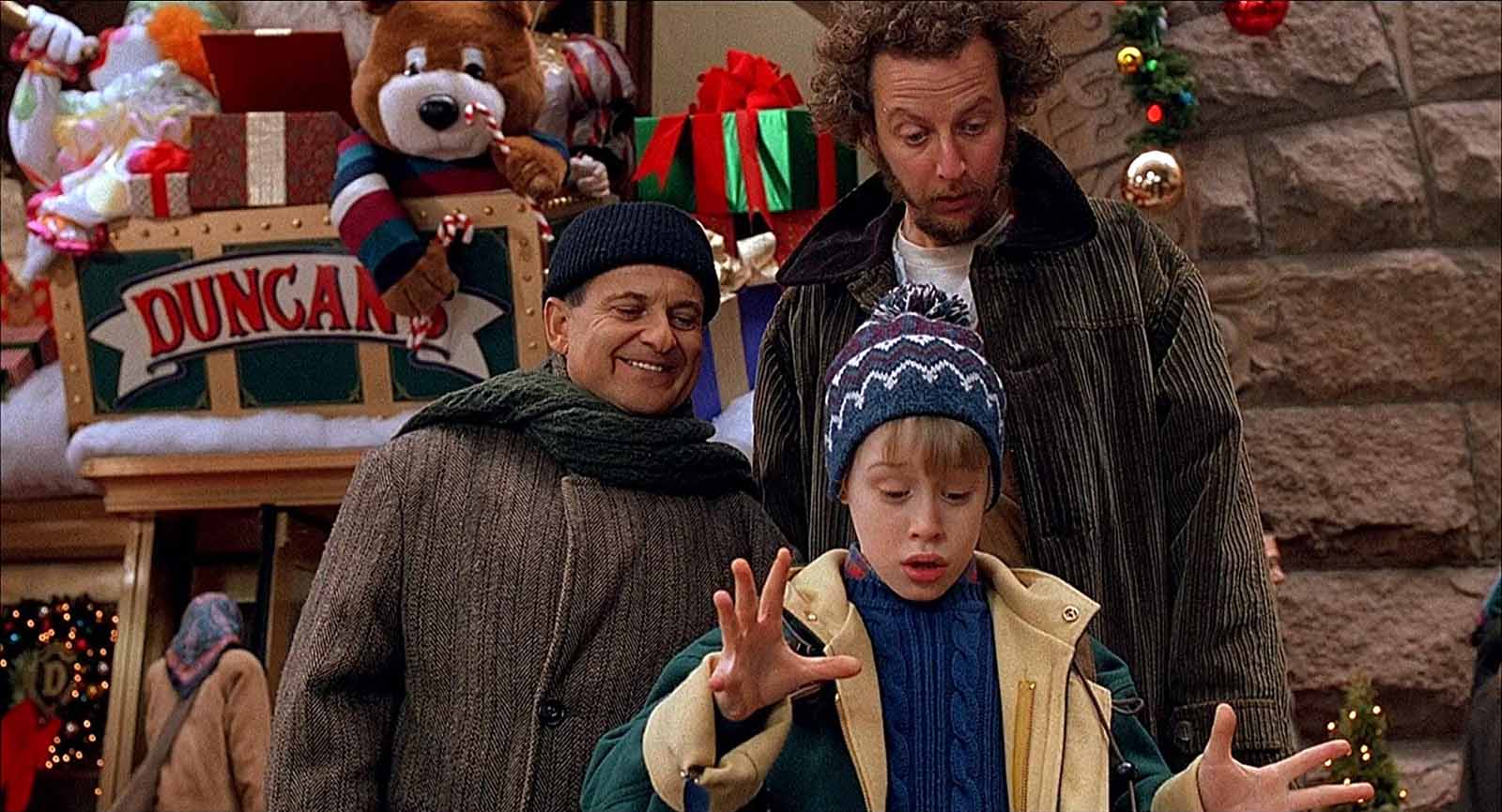 Chris Columbus critique vivement le reboot de Maman j'ai raté l'avion