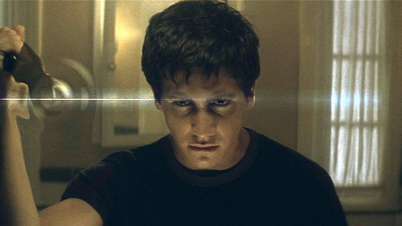 Donnie Darko (Jake Gyllenhaal) - Donnie Darko Donnie Darko (Jake Gyllenhaal) - Donnie Darko
