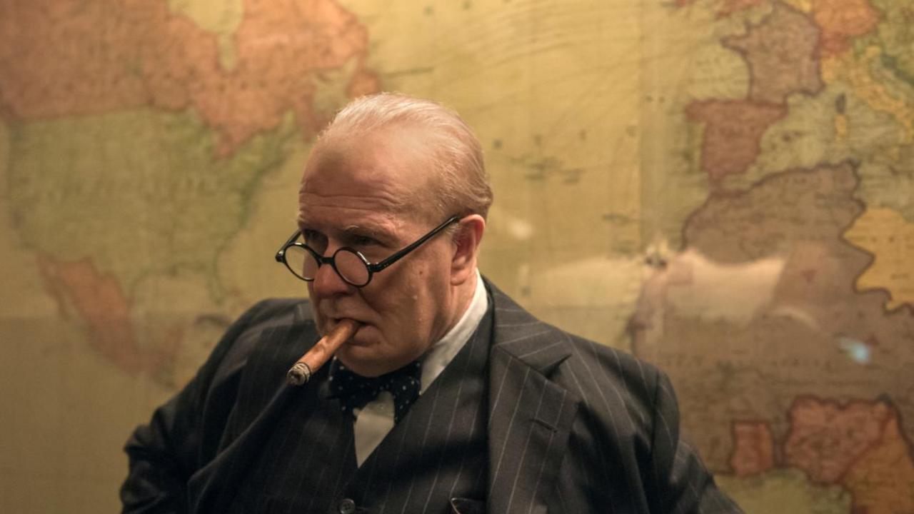 Winston Churchill (Gary Oldman) - Les Heures Sombres