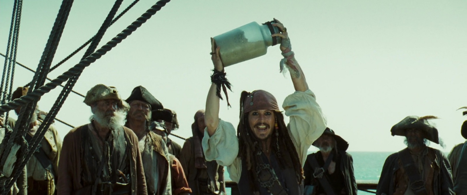 Pirates des Caraïbes : Le Secret du coffre maudit