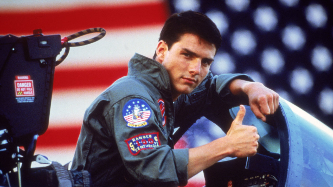 Maverick (Tom Cruise) - Top Gun