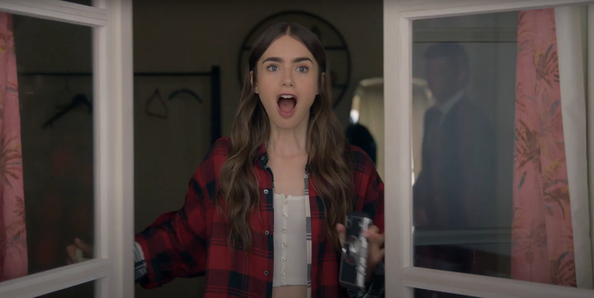 Emily Cooper (Lily Collins) - Emily in Paris
