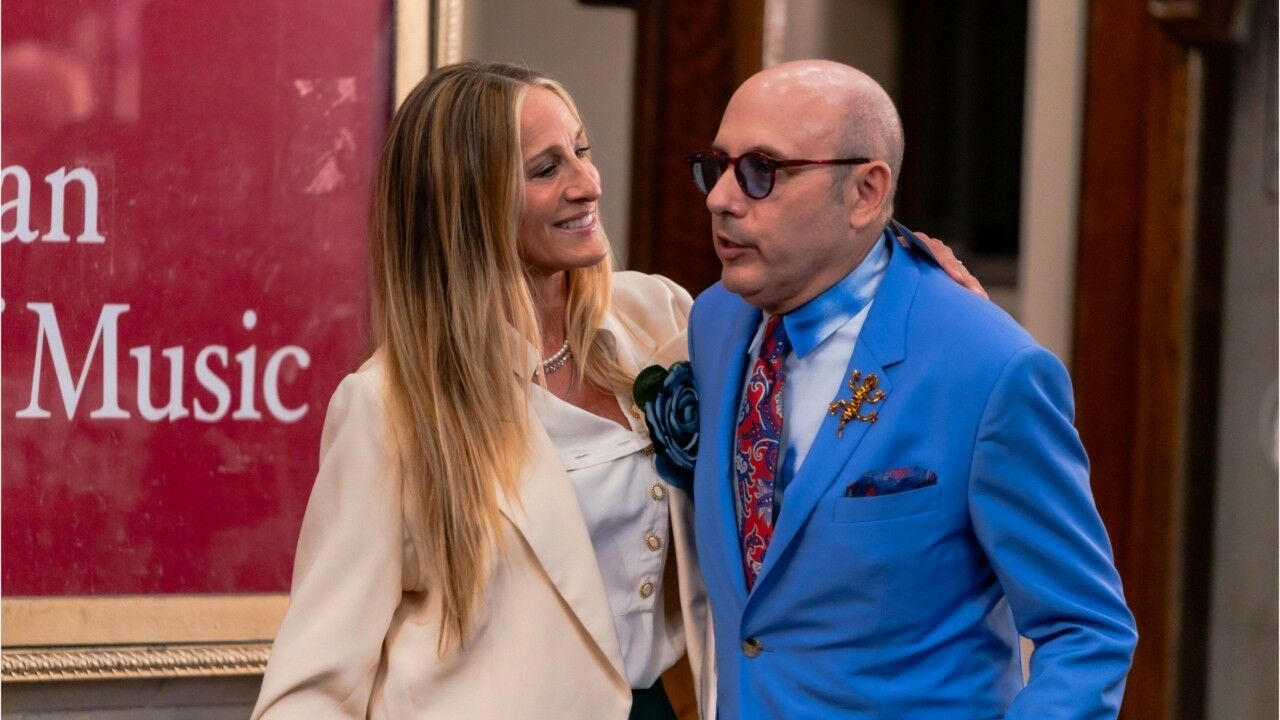 Sarah Jessica Parker et Willie Garson sur le tournage de And Just Like That..