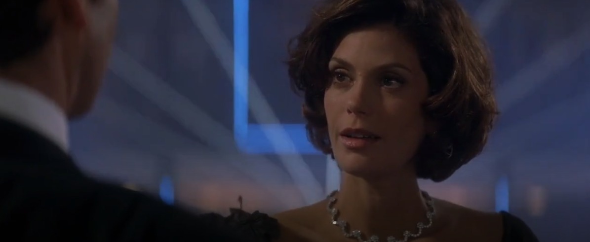 Teri Hatcher - Demain ne meurt jamais ©MGM