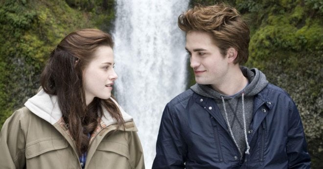 Kristen Stewart (Bella Swan), Robert Pattinson (Edward Cullen) - Twilight chapitre 1