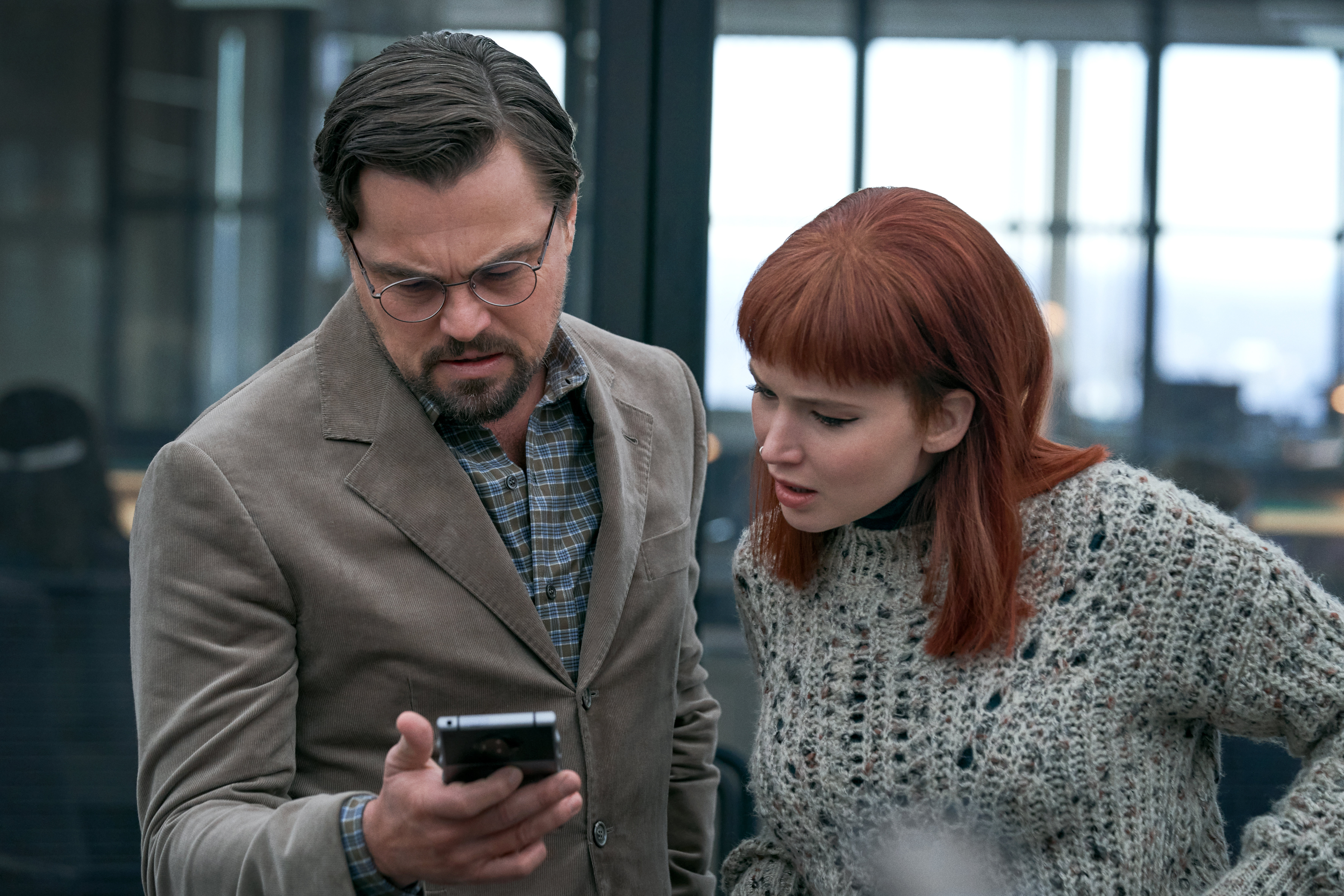 Leonardo DiCaprio et Jennifer Lawrence dans Don't Look Up