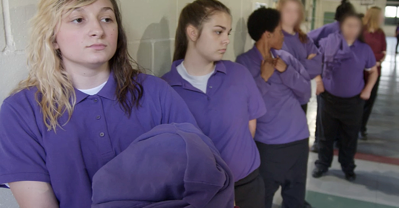 Jeunes filles en prison