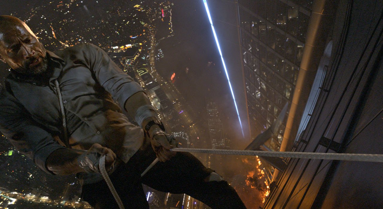 Will Sawyer (Dwayne Johnson) - Skyscraper
