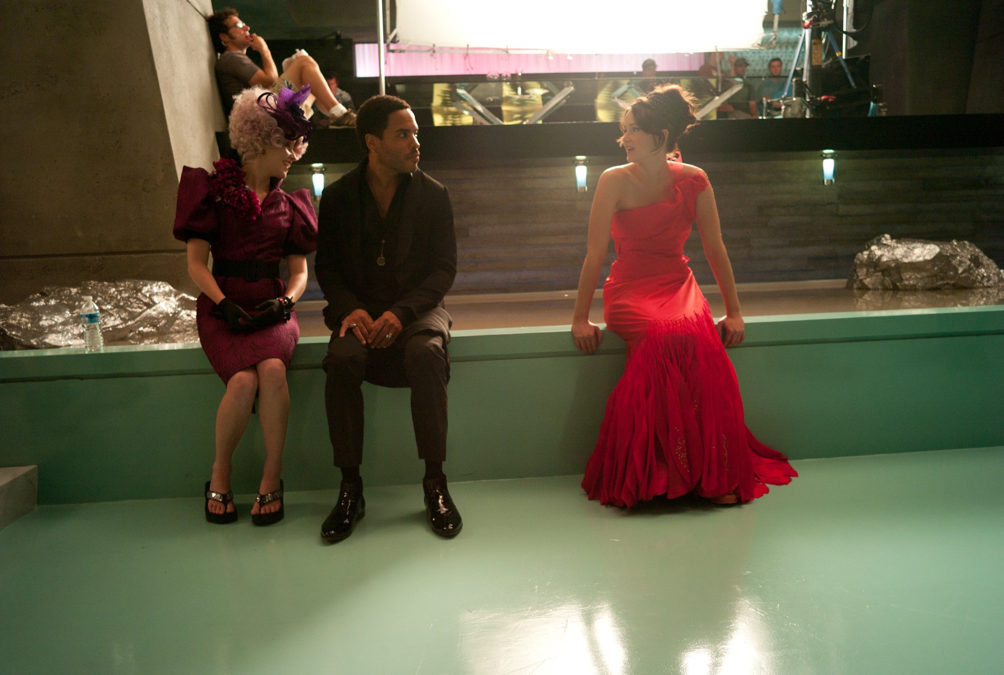 Elizabeth Banks, Lenny Kravitz et Jennifer Lawrence sur le tournage de Hunger Games