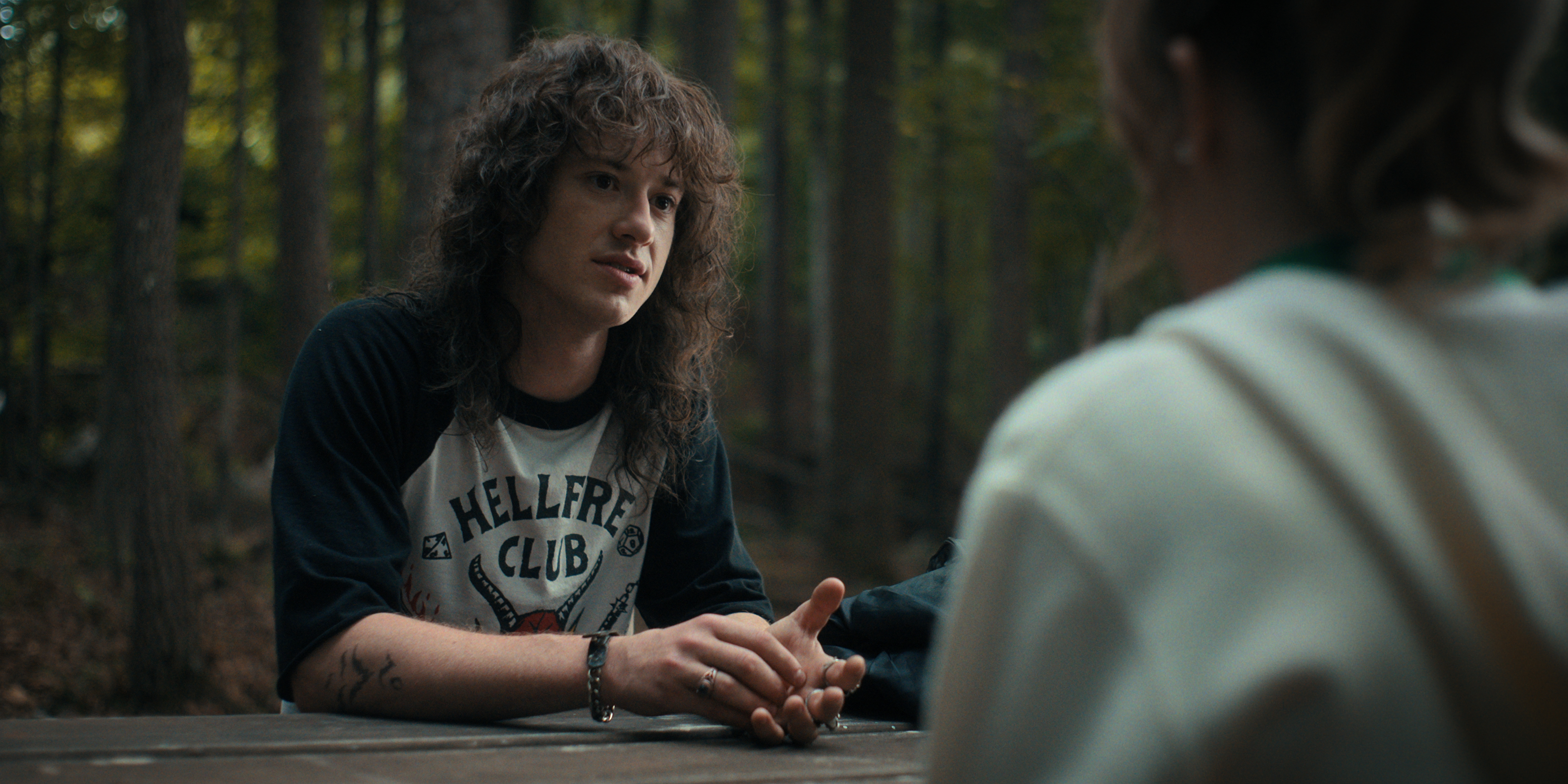 STRANGER THINGS. Joseph Quinn as Eddie Munson in STRANGER THINGS. Cr. Courtesy of Netflix