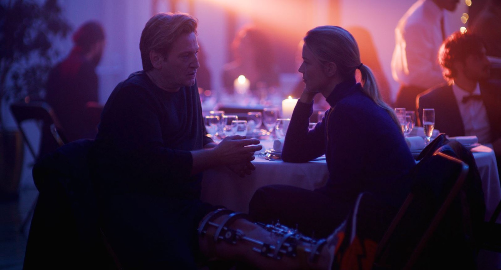 Virginie Efira et Benoît Magimel dans le film Revoir Paris