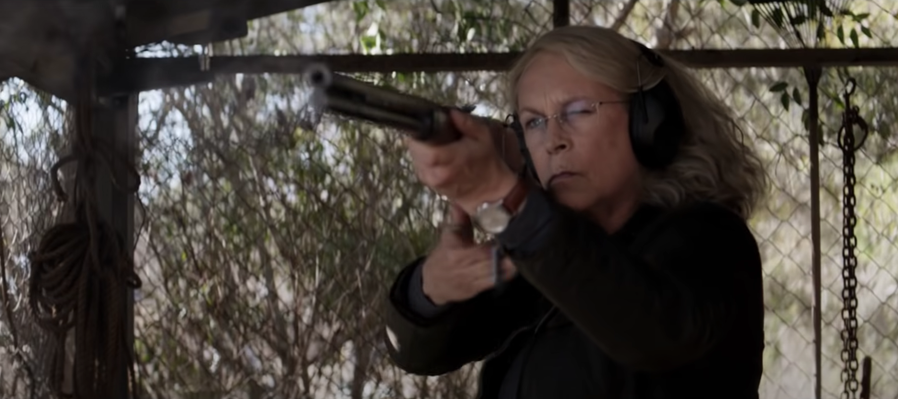 Laurie Strode (Jamie Lee Curtis) attend Michael Myers - Halloween