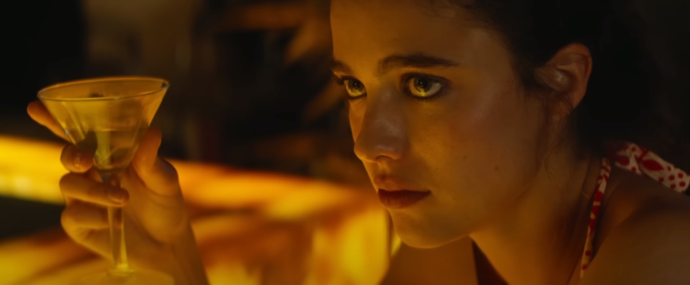 Margaret Qualley - Stars at Noon ©Ad Vitam