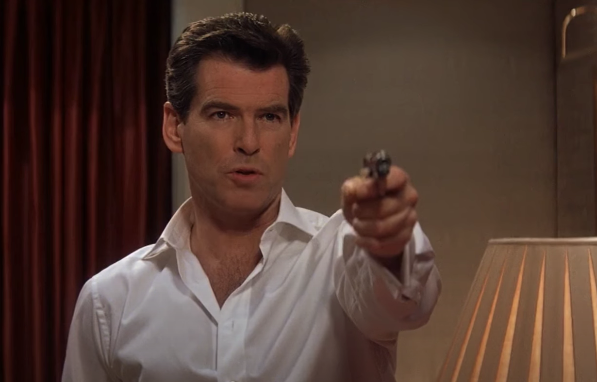 James Bond (Pierce Brosnan) - Meurs un autre jour