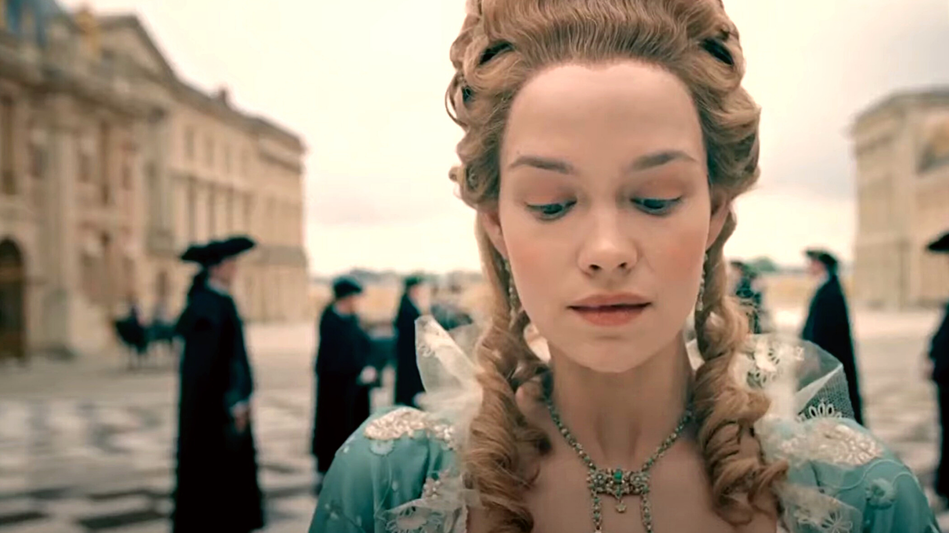 Emilia Schüle - Marie-Antoinette 