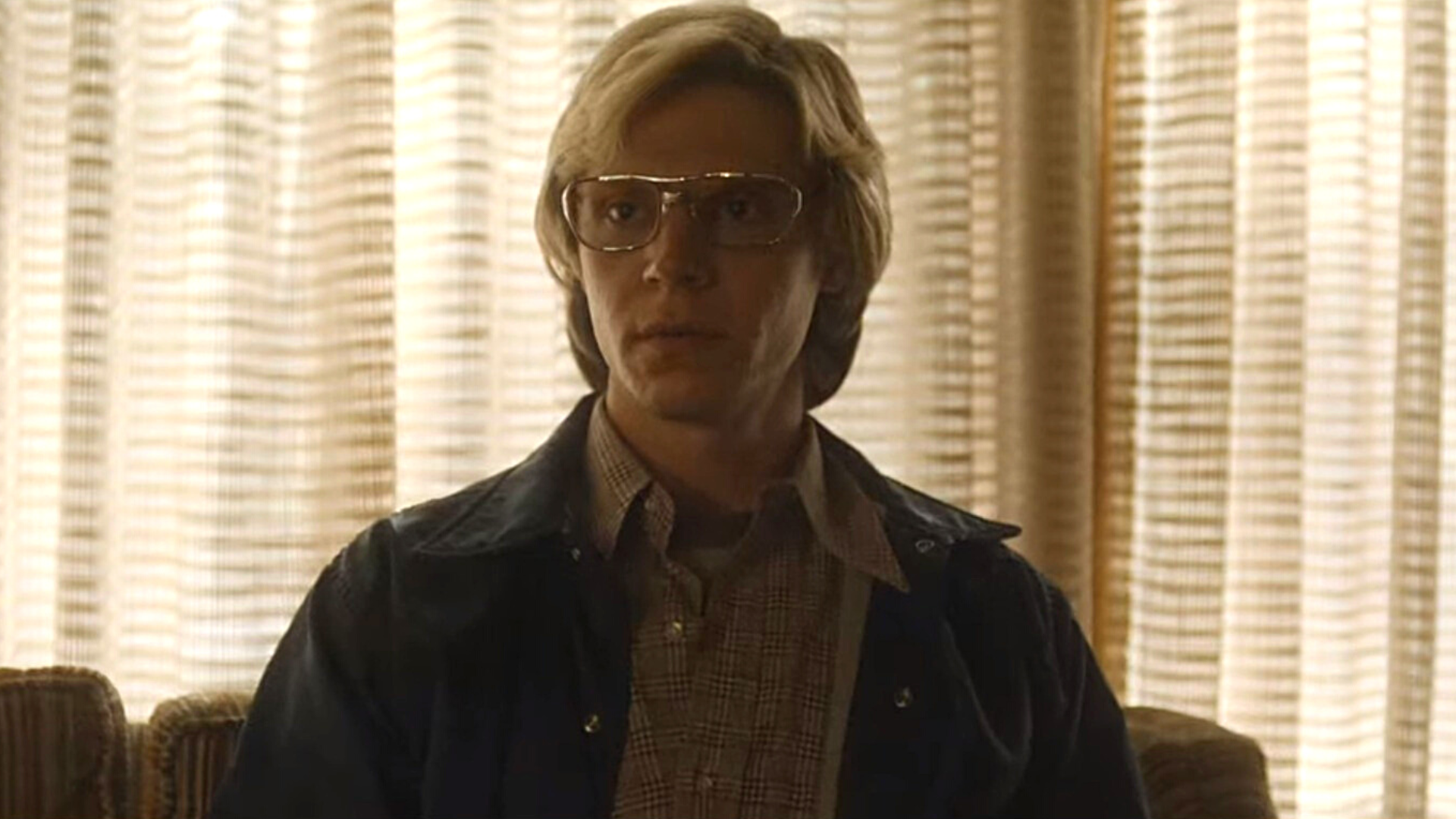 Evan Peters Dahmer Monstre - L'histoire de Jeffrey Dahmer