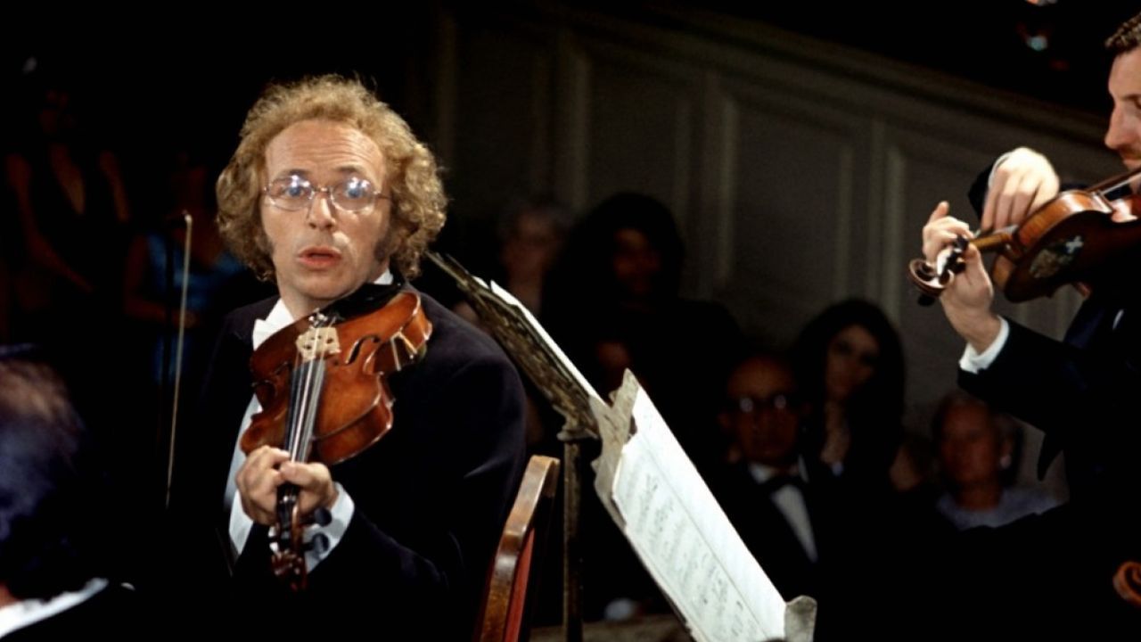 François Perrin (Pierre Richard) - Le Grand Blond avec une chaussure noire