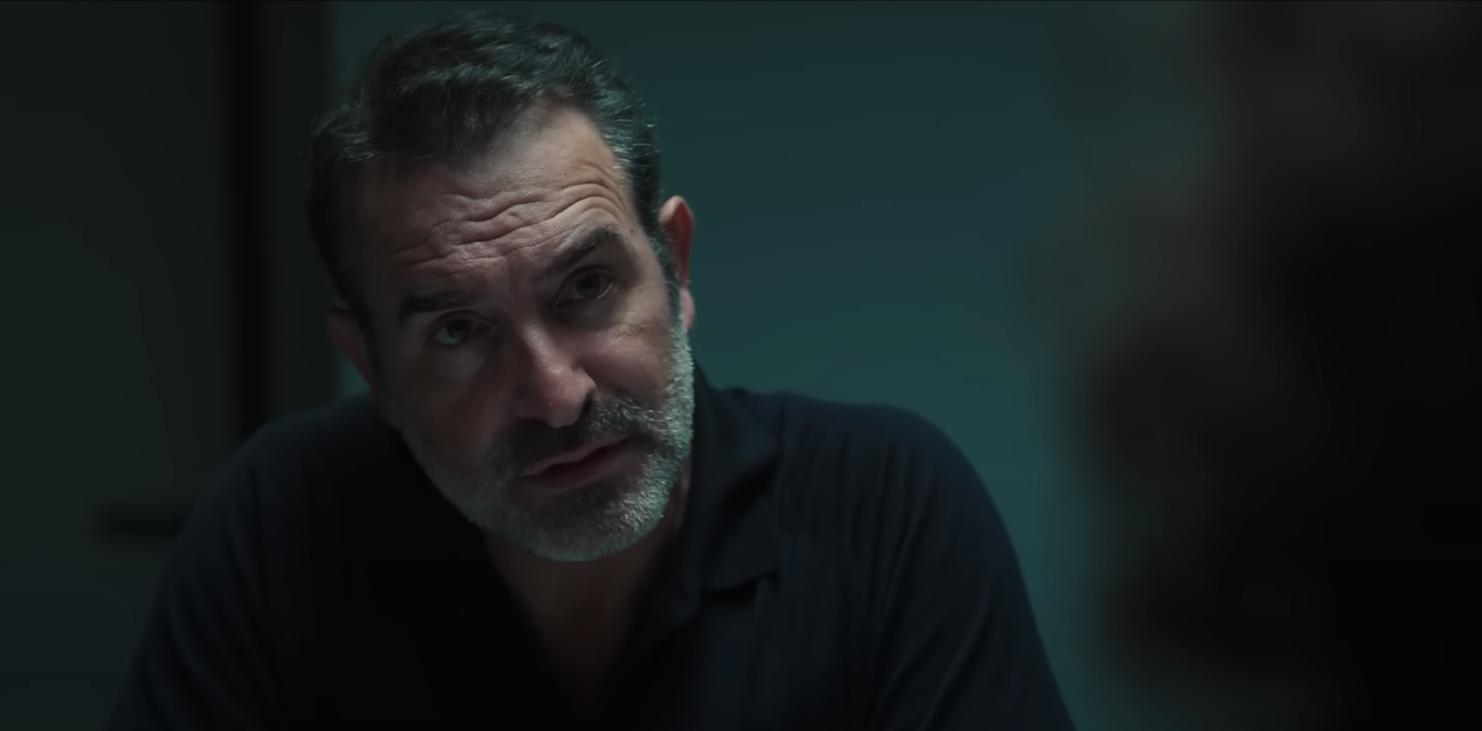 Jean Dujardin dans le film Novembre de Cédric Jimenez