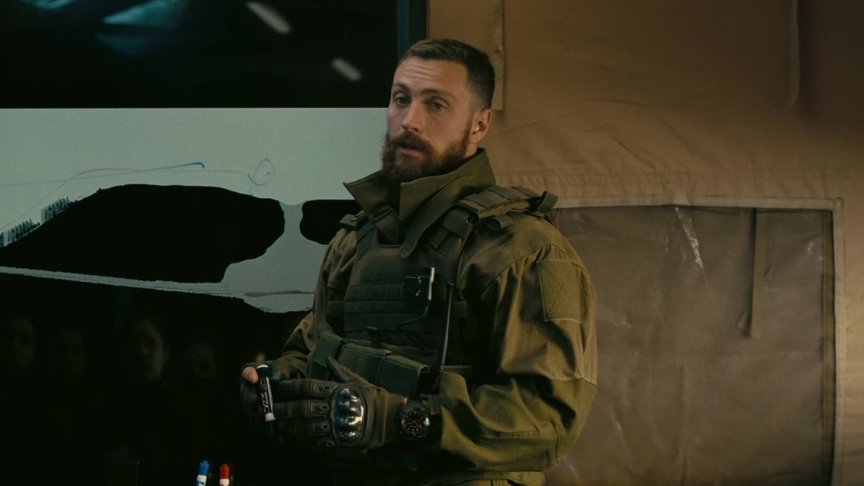 Ives (Aaron Taylor-Johnson) - Tenet