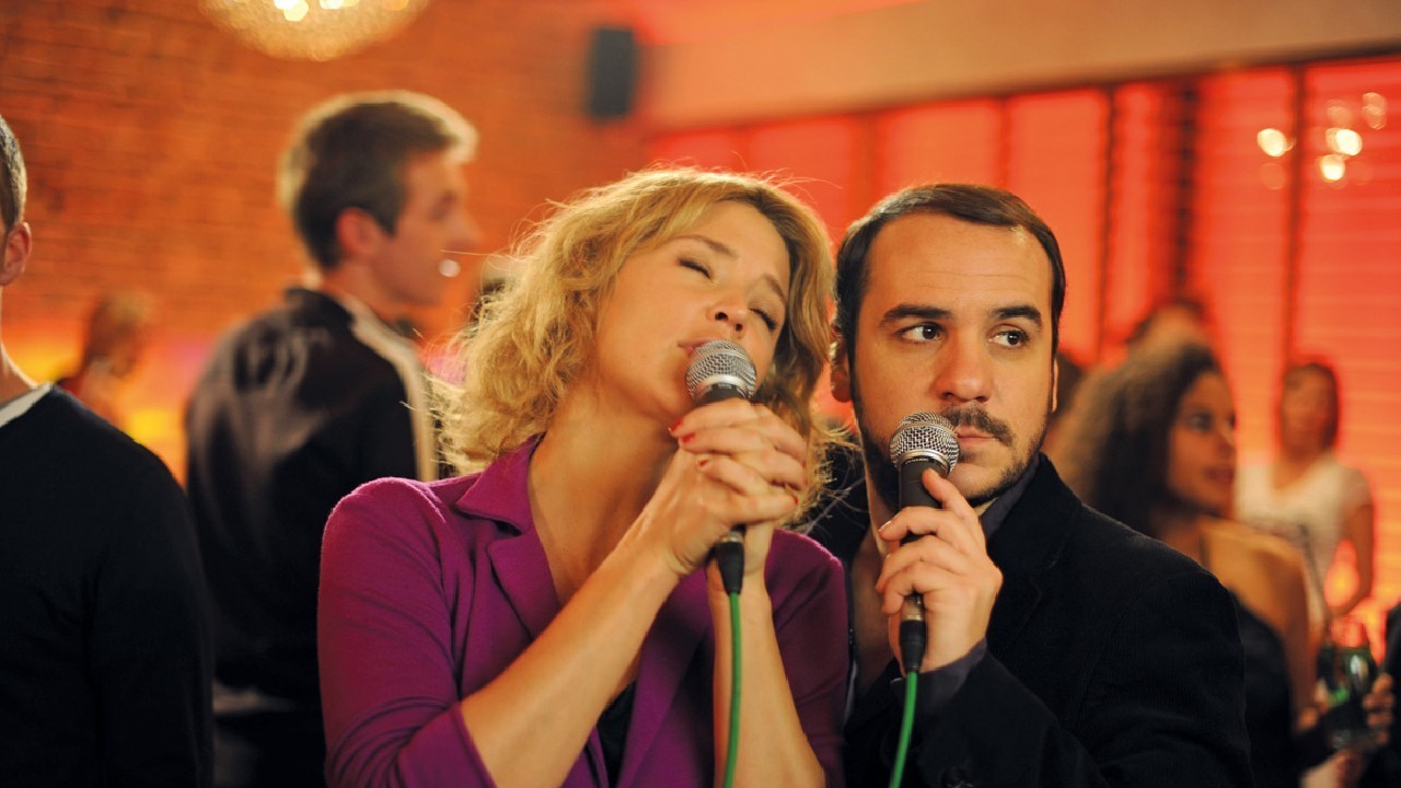 Virginie Efira (Joanna) et François-Xavier Demaison (Julien) - La Chance de ma vie