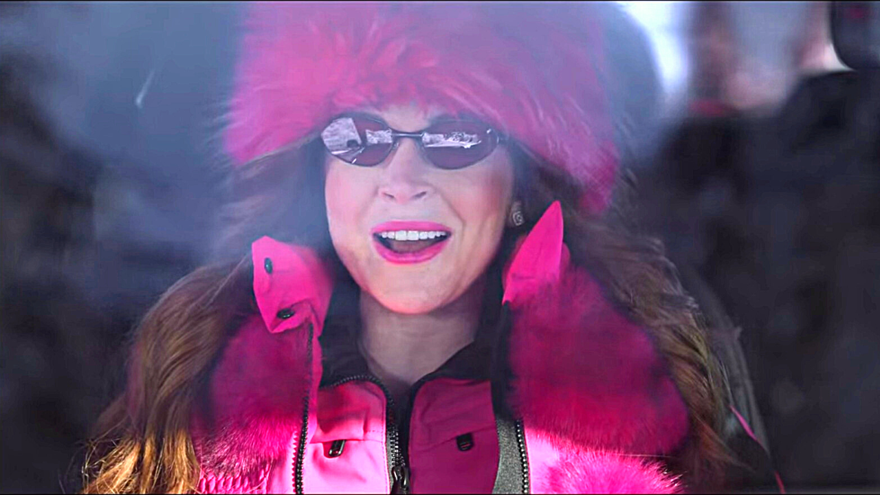 Sierra (Lindsay Lohan) - Noël tombe a pic 