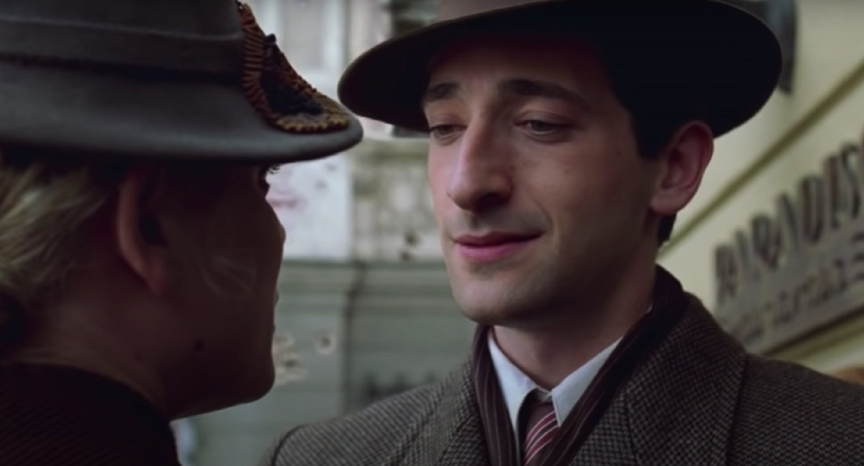 Wladyslaw Szpilman (Adrien Brody) – Pianist